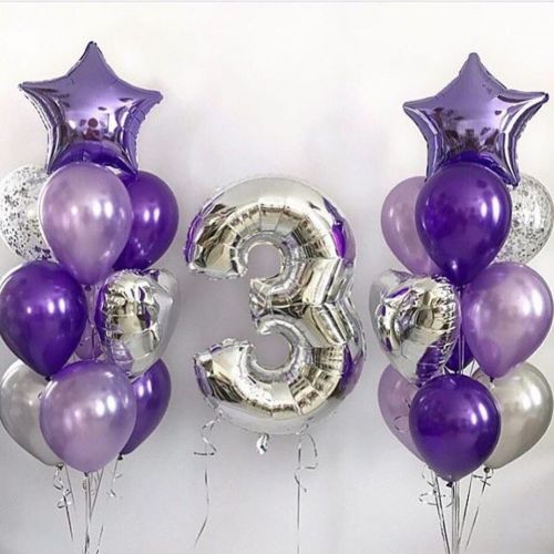 Фото серебряных и фиолетовых шаров